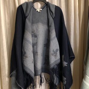 Simply Noelle Two-Tone Blue and Gray Hooded Open Poncho